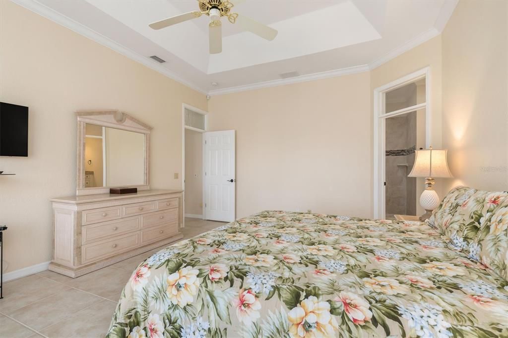 Active With Contract: $1,100,000 (4 beds, 3 baths, 3066 Square Feet)