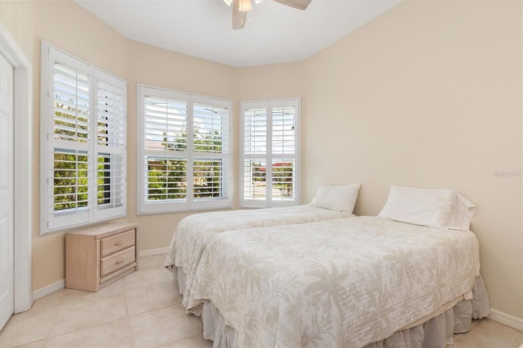 Active With Contract: $1,100,000 (4 beds, 3 baths, 3066 Square Feet)