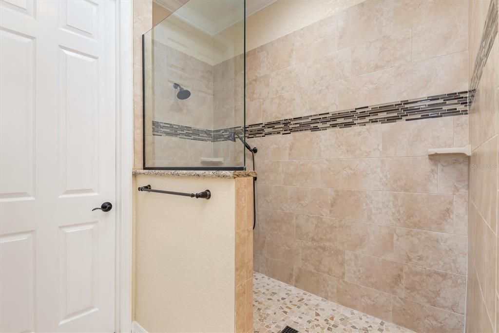 Active With Contract: $1,100,000 (4 beds, 3 baths, 3066 Square Feet)