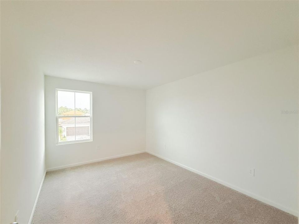 出租: $2,497 (4 贝兹, 3 浴室, 2583 平方英尺)