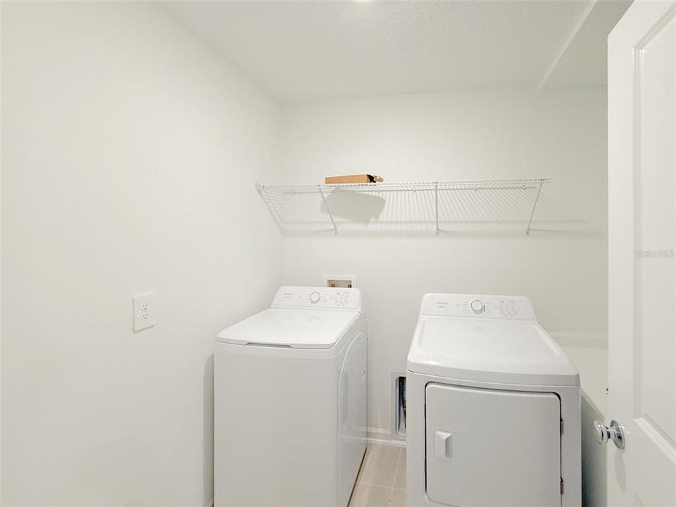 出租: $2,497 (4 贝兹, 3 浴室, 2583 平方英尺)