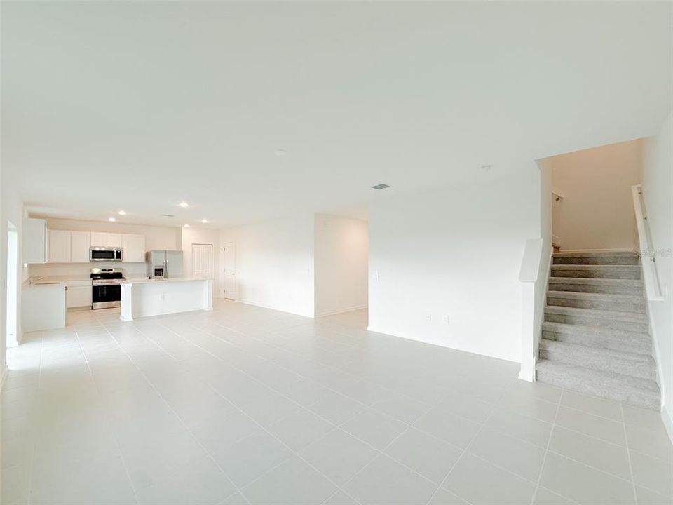 出租: $2,497 (4 贝兹, 3 浴室, 2583 平方英尺)