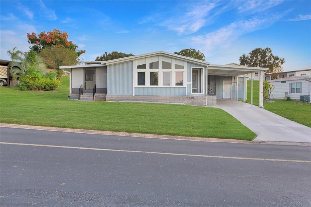 На продажу: $138,900 (2 спален, 2 ванн, 1124 Квадратных фут)