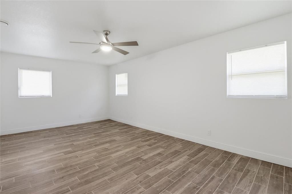 For Sale: $498,600 (4 beds, 3 baths, 2752 Square Feet)