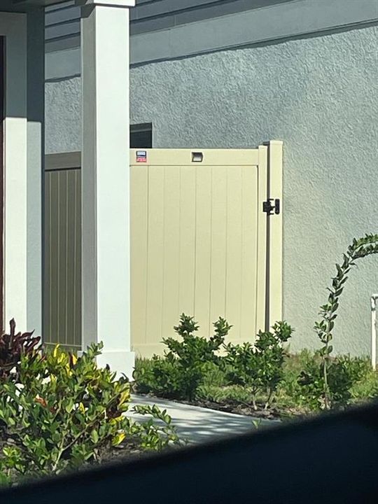 Active With Contract: $2,350 (4 beds, 2 baths, 1879 Square Feet)