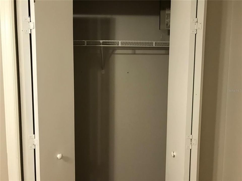 For Rent: $1,800 (3 beds, 2 baths, 1518 Square Feet)