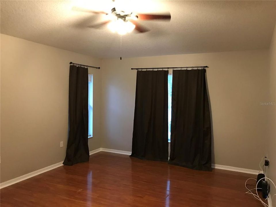 For Rent: $1,800 (3 beds, 2 baths, 1518 Square Feet)