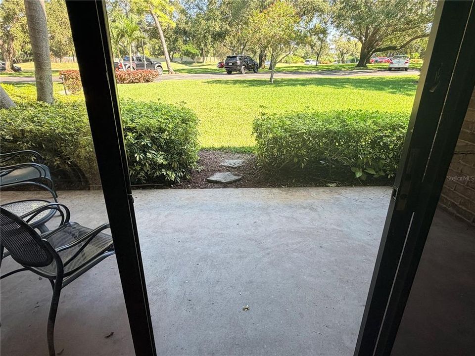 На продажу: $129,999 (1 спален, 1 ванн, 610 Квадратных фут)