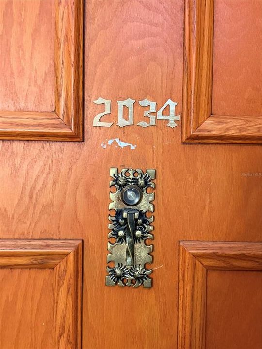 На продажу: $129,999 (1 спален, 1 ванн, 610 Квадратных фут)