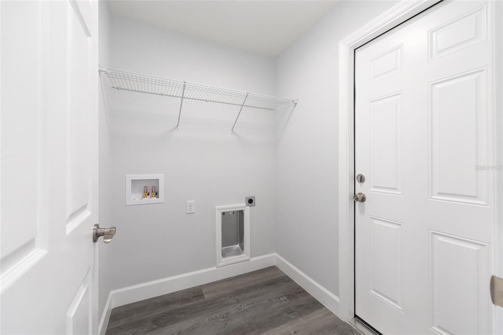 For Sale: $237,900 (3 beds, 2 baths, 1267 Square Feet)