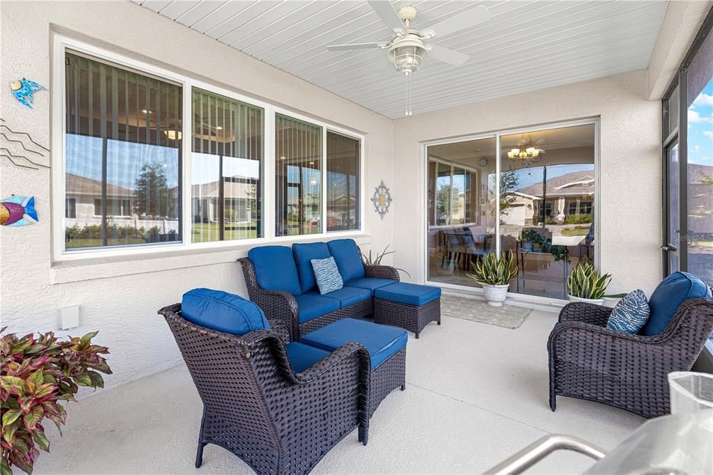 For Sale: $459,599 (2 beds, 2 baths, 2097 Square Feet)