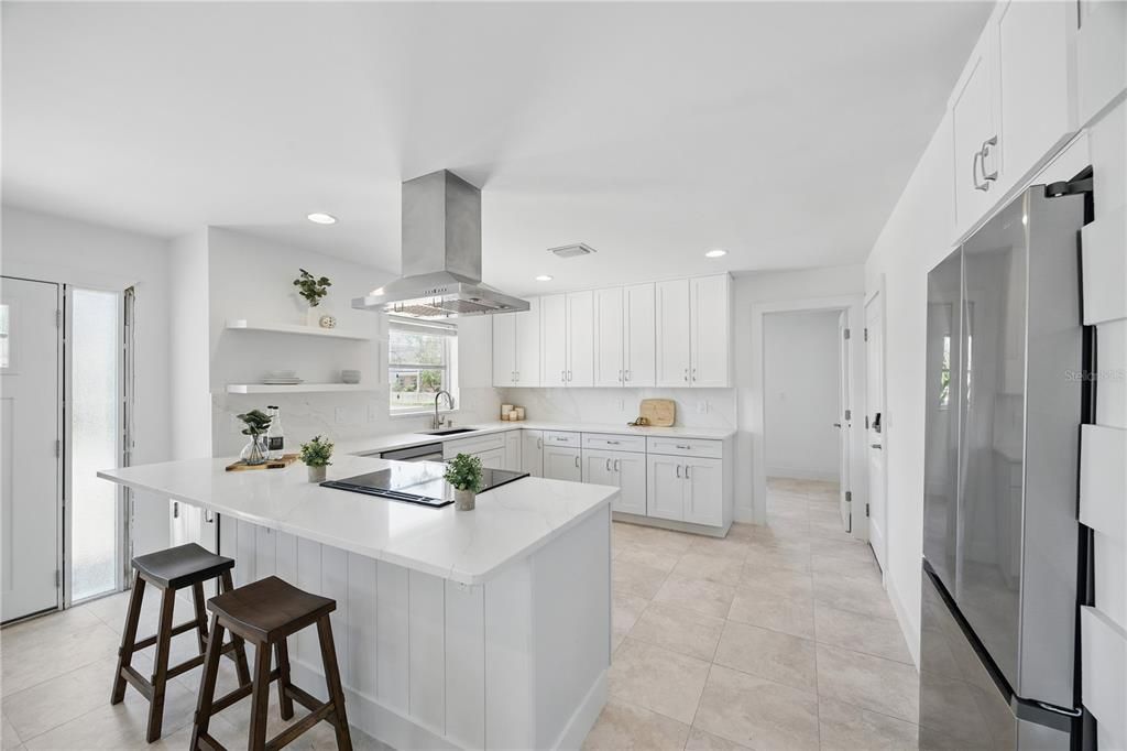 出租: $4,000 (2 贝兹, 2 浴室, 1494 平方英尺)