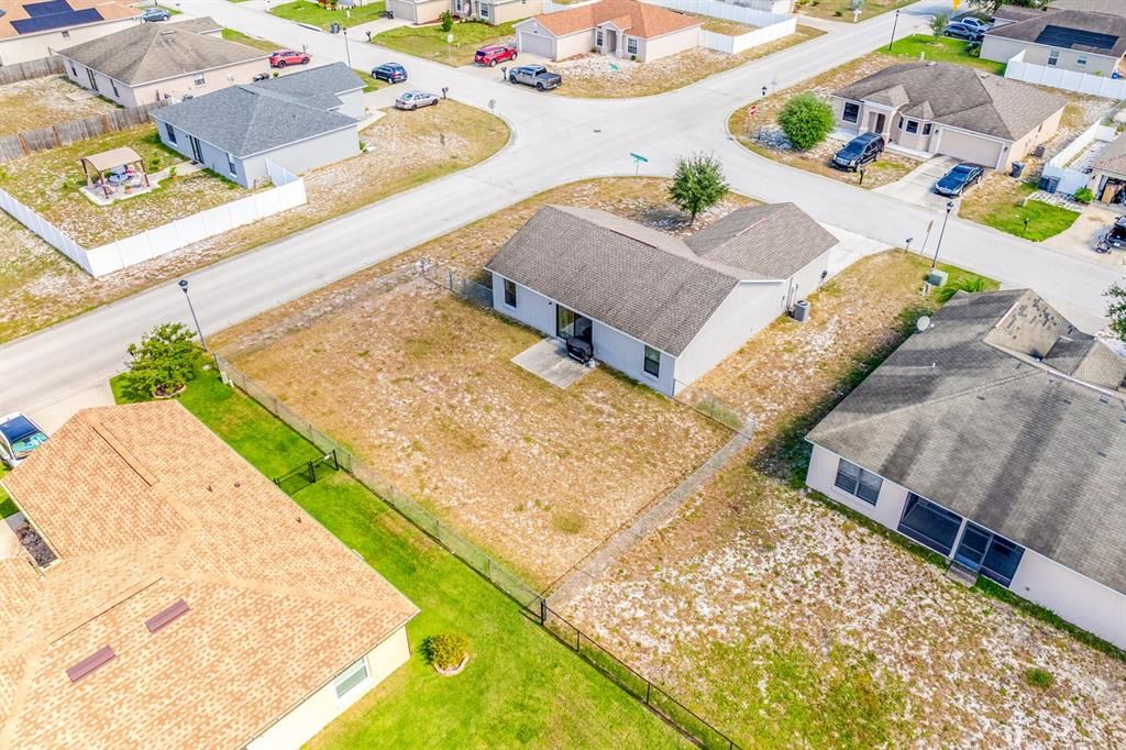 Active With Contract: $239,900 (3 beds, 2 baths, 1184 Square Feet)