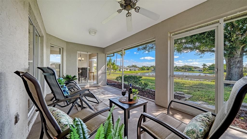 合同活跃: $399,000 (3 贝兹, 2 浴室, 1827 平方英尺)