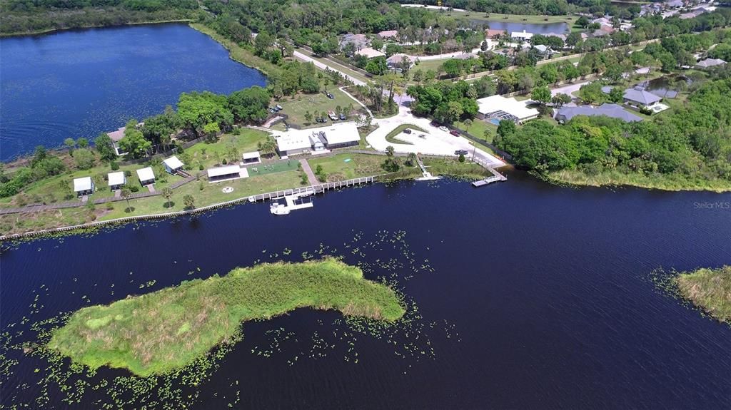 合同活跃: $399,000 (3 贝兹, 2 浴室, 1827 平方英尺)