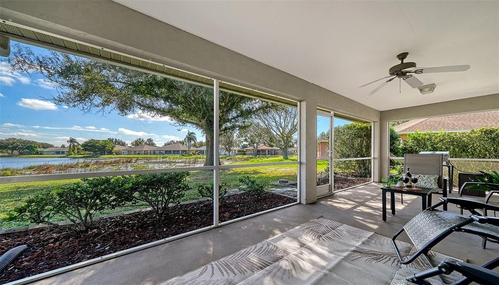 合同活跃: $399,000 (3 贝兹, 2 浴室, 1827 平方英尺)