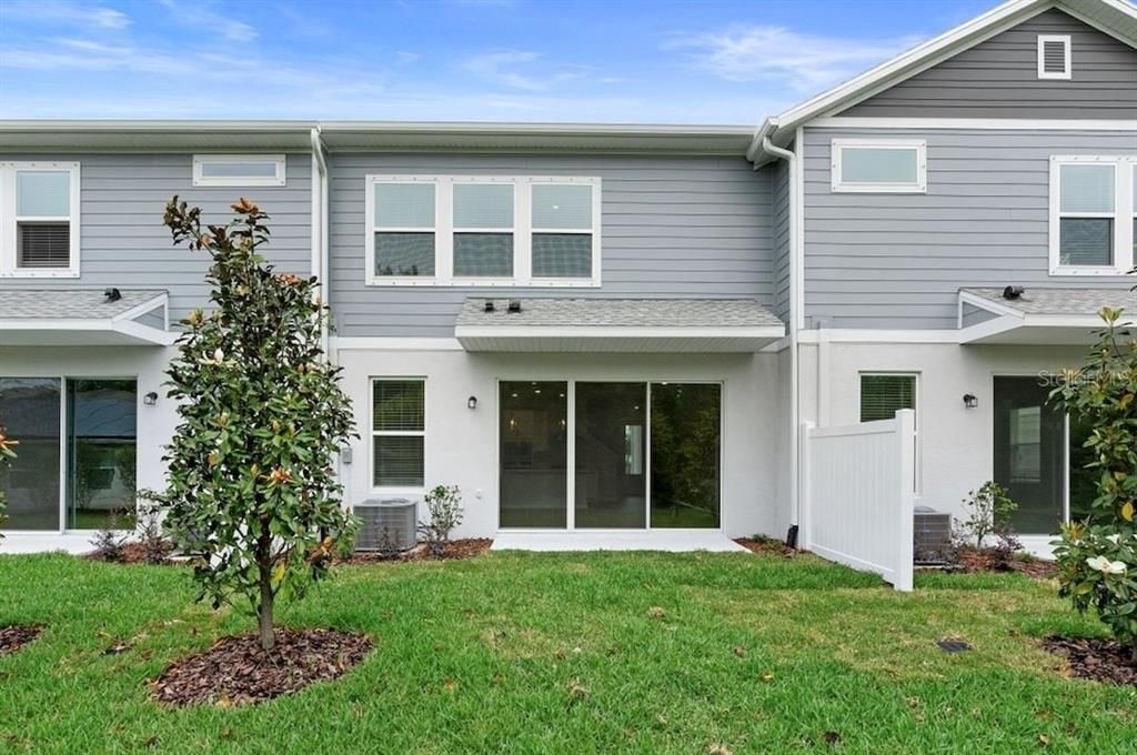 For Rent: $2,695 (3 beds, 2 baths, 1844 Square Feet)