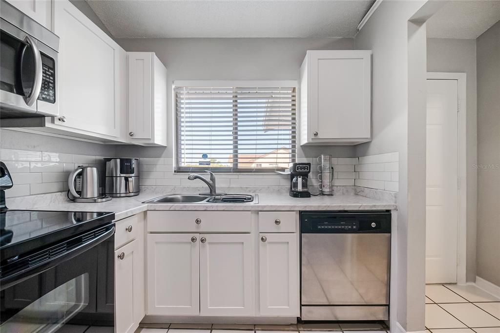 Activo con contrato: $299,900 (3 camas, 2 baños, 1232 Pies cuadrados)