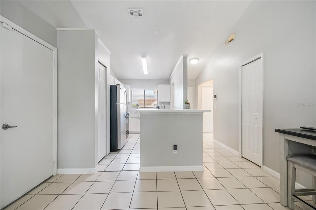 Activo con contrato: $299,900 (3 camas, 2 baños, 1232 Pies cuadrados)