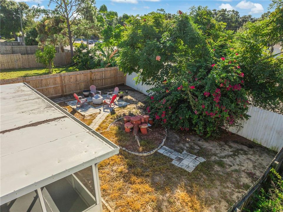 Activo con contrato: $299,900 (3 camas, 2 baños, 1232 Pies cuadrados)