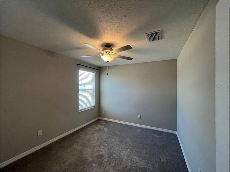 For Rent: $2,700 (6 beds, 3 baths, 2578 Square Feet)