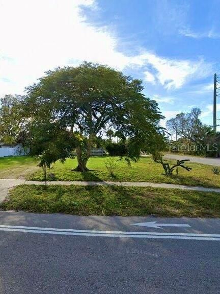 En Venta: $99,000 (0.24 acres)