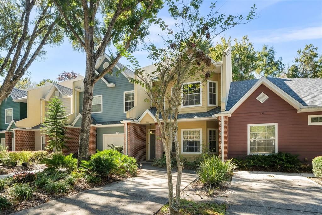 Active With Contract: $254,900 (2 beds, 2 baths, 1588 Square Feet)