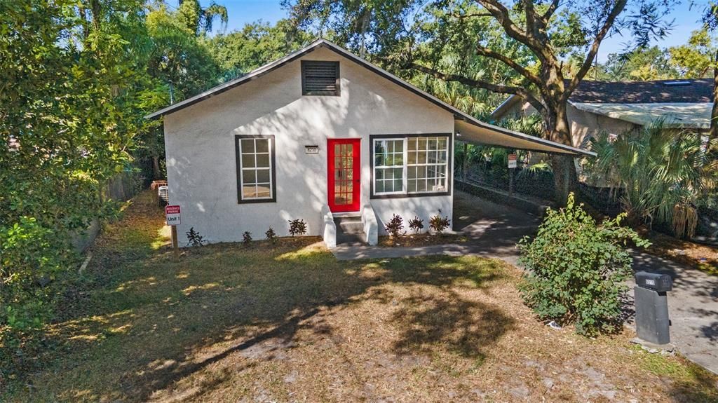 For Rent: $1,999 (4 beds, 2 baths, 1691 Square Feet)