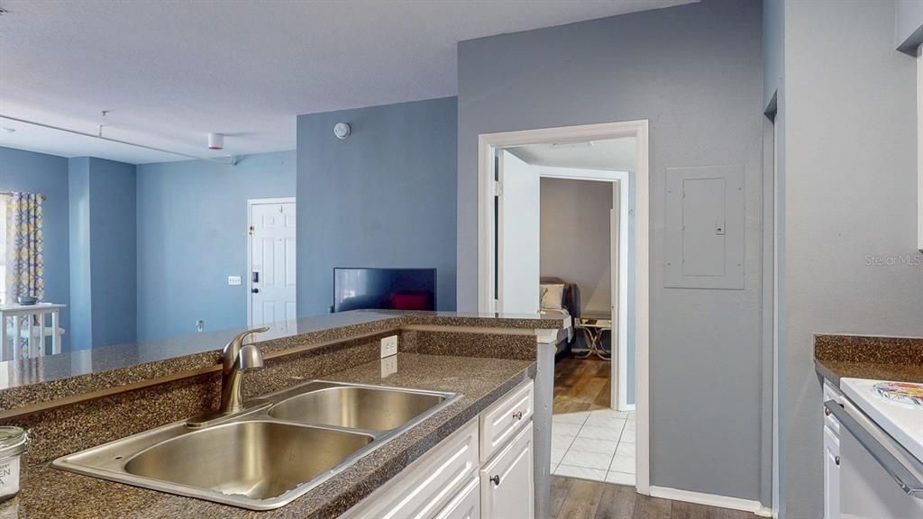 На продажу: $207,000 (1 спален, 1 ванн, 672 Квадратных фут)