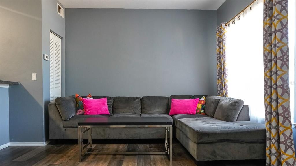 На продажу: $207,000 (1 спален, 1 ванн, 672 Квадратных фут)