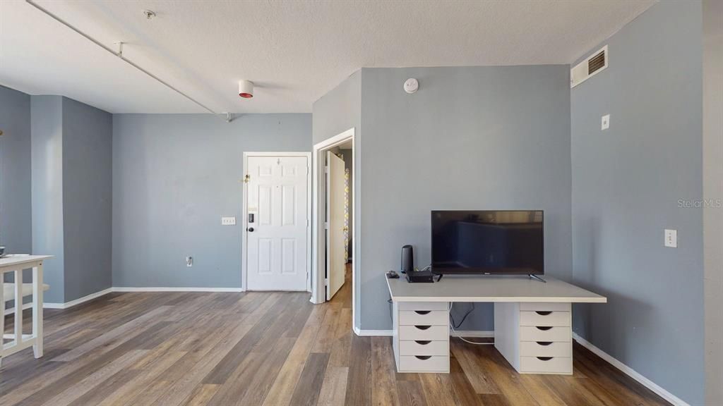 На продажу: $207,000 (1 спален, 1 ванн, 672 Квадратных фут)