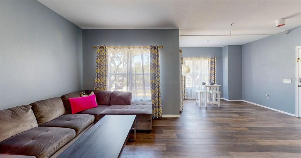 На продажу: $207,000 (1 спален, 1 ванн, 672 Квадратных фут)