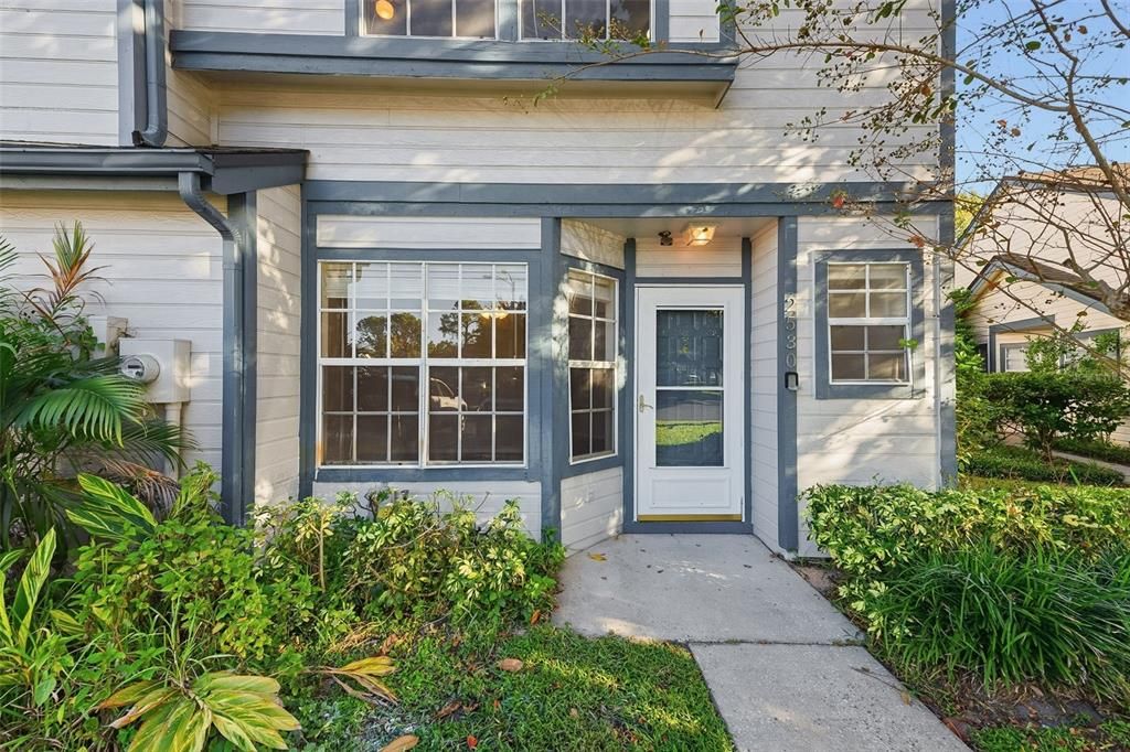 Active With Contract: $290,000 (3 beds, 2 baths, 1524 Square Feet)