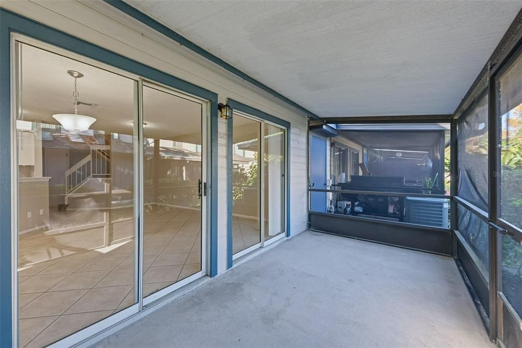 Active With Contract: $290,000 (3 beds, 2 baths, 1524 Square Feet)