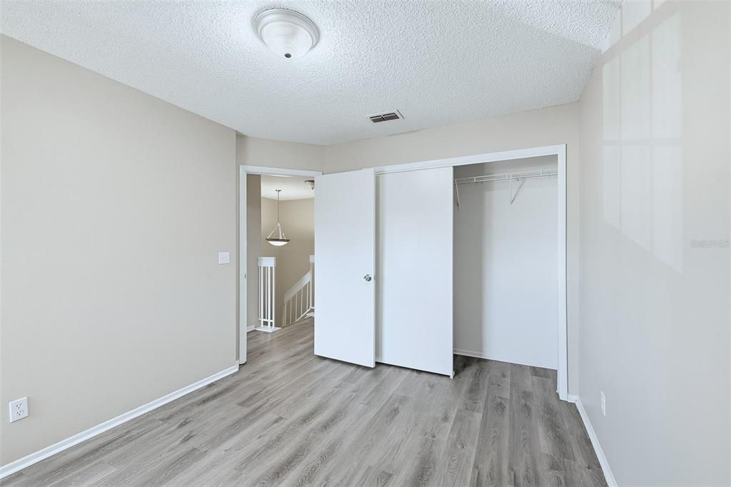 Active With Contract: $290,000 (3 beds, 2 baths, 1524 Square Feet)