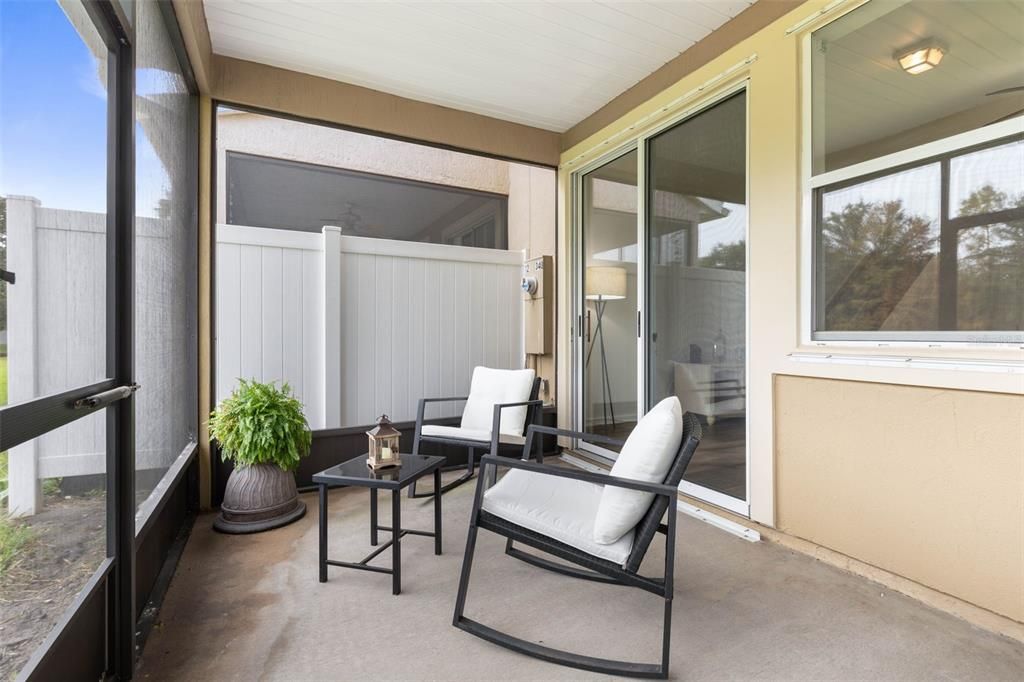 Active With Contract: $239,000 (2 beds, 2 baths, 1420 Square Feet)