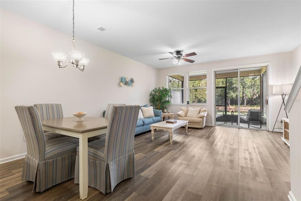 Active With Contract: $239,000 (2 beds, 2 baths, 1420 Square Feet)