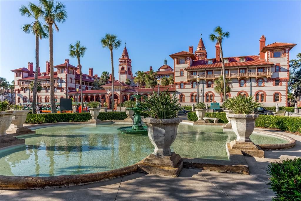 Active With Contract: $239,000 (2 beds, 2 baths, 1420 Square Feet)