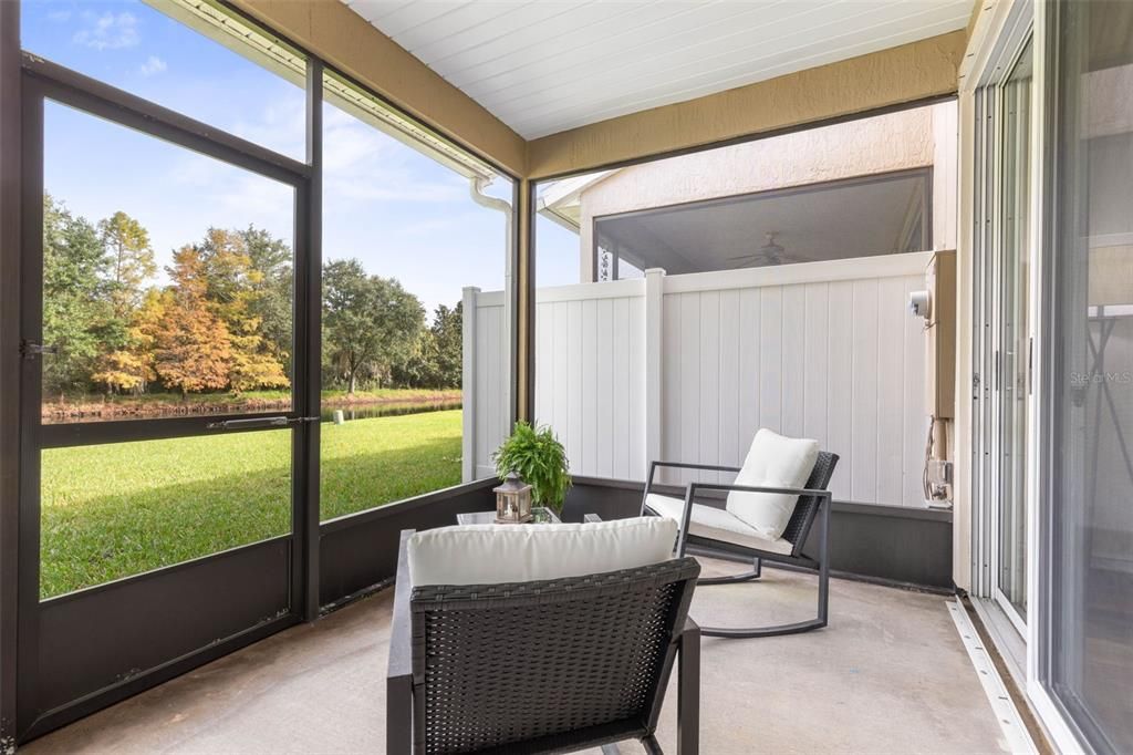 Active With Contract: $239,000 (2 beds, 2 baths, 1420 Square Feet)