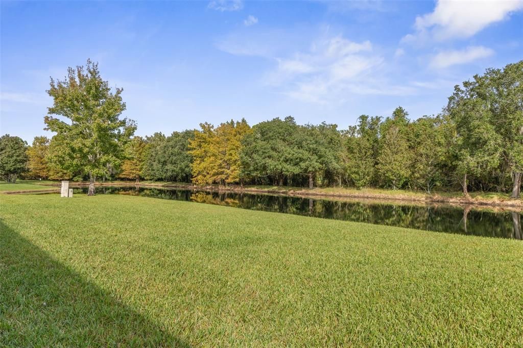 Active With Contract: $239,000 (2 beds, 2 baths, 1420 Square Feet)