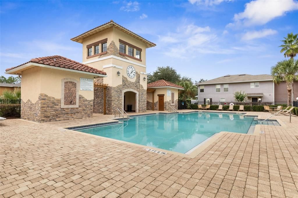 Active With Contract: $239,000 (2 beds, 2 baths, 1420 Square Feet)