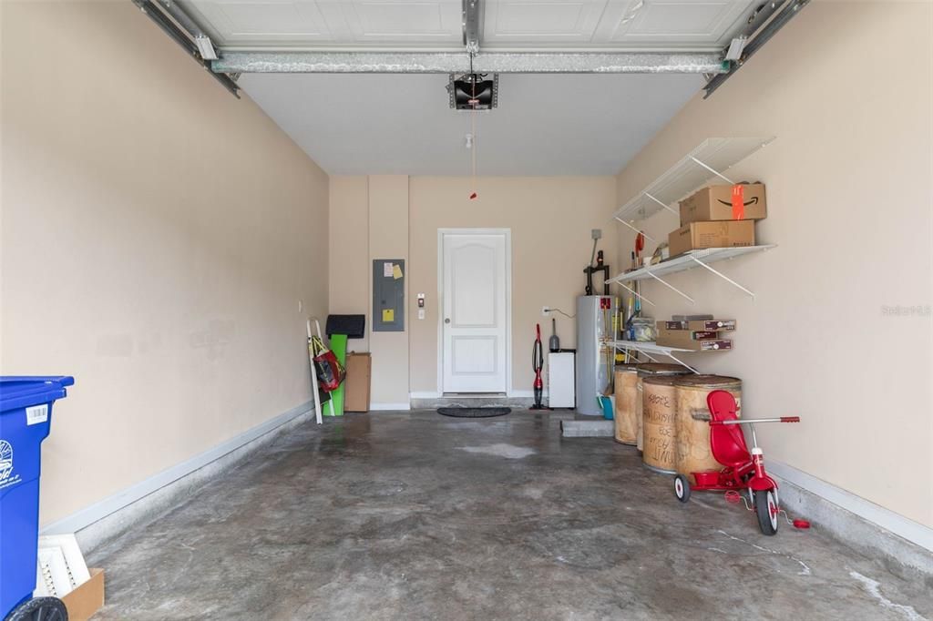 Active With Contract: $239,000 (2 beds, 2 baths, 1420 Square Feet)