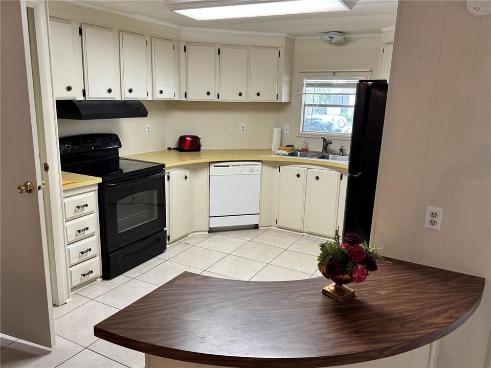For Rent: $1,245 (2 beds, 2 baths, 1012 Square Feet)