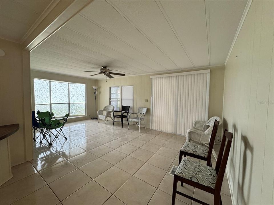 For Rent: $1,245 (2 beds, 2 baths, 1012 Square Feet)