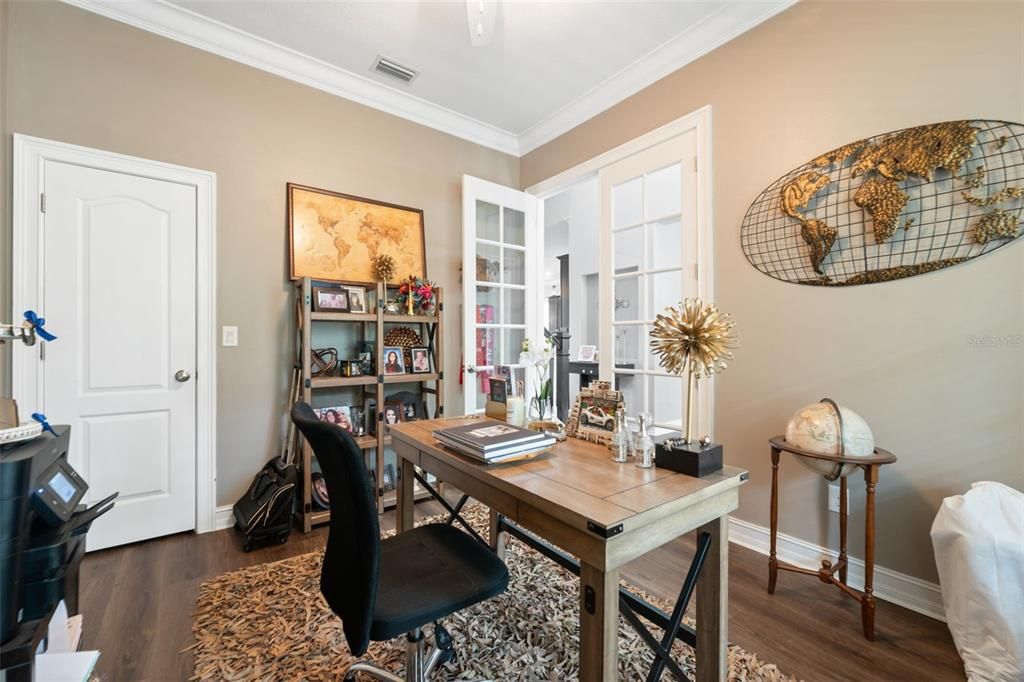 En Venta: $944,999 (6 camas, 4 baños, 3640 Pies cuadrados)