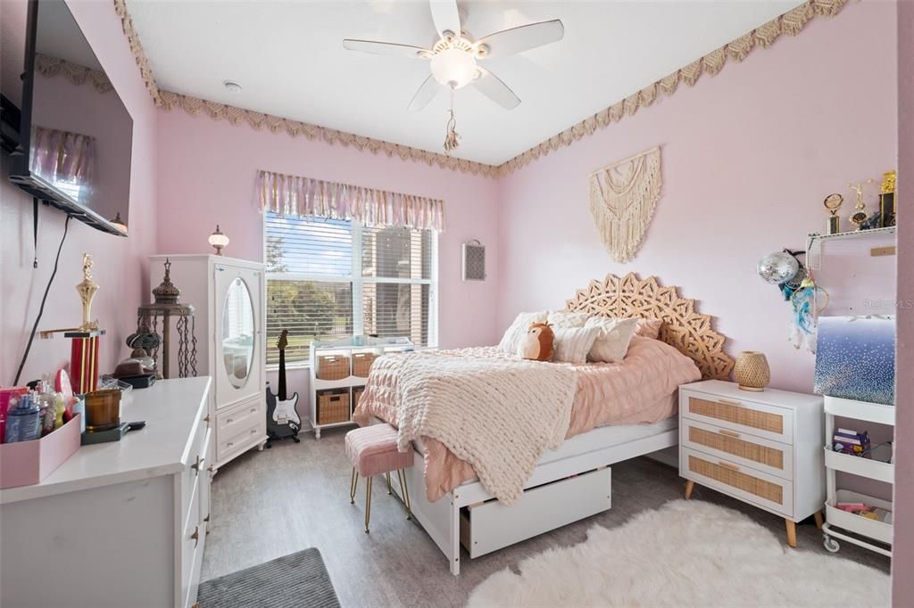 En Venta: $944,999 (6 camas, 4 baños, 3640 Pies cuadrados)