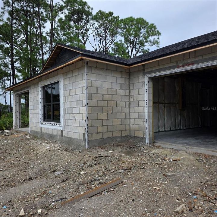 待售: $627,000 (8 贝兹, 0 浴室, 3472 平方英尺)