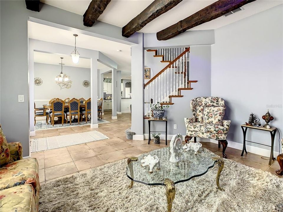 待售: $565,000 (5 贝兹, 3 浴室, 3560 平方英尺)