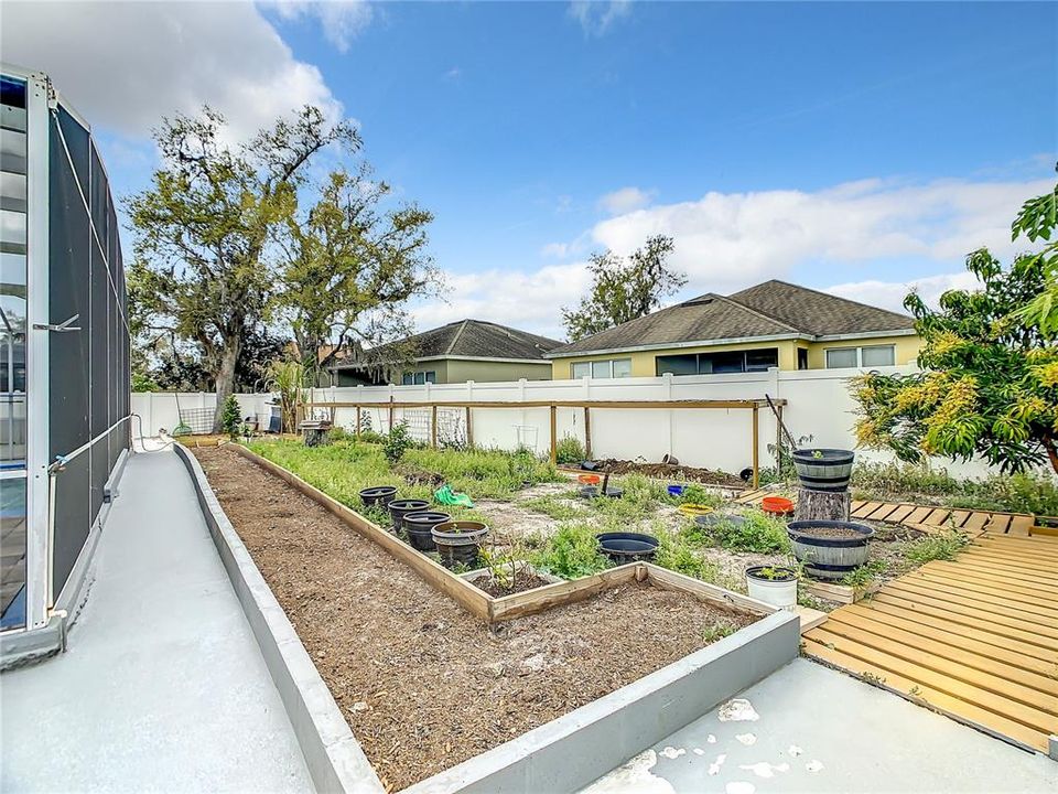 待售: $565,000 (5 贝兹, 3 浴室, 3560 平方英尺)