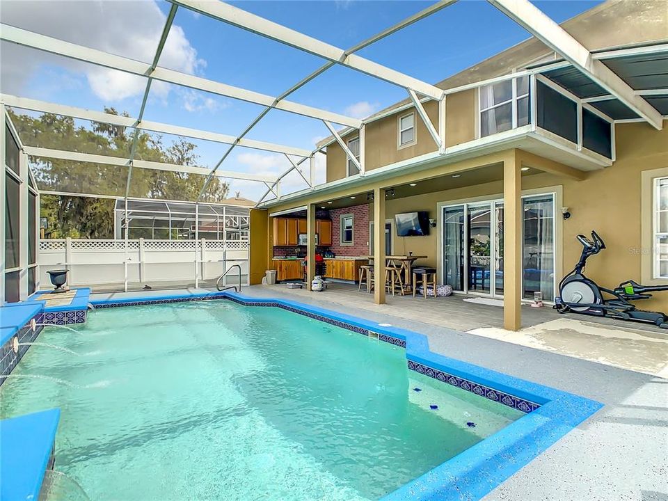 待售: $565,000 (5 贝兹, 3 浴室, 3560 平方英尺)